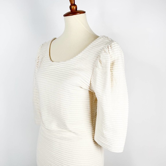 White ribbed dress puff shoulders low back Size Medium - Large - Picture 9 of 9